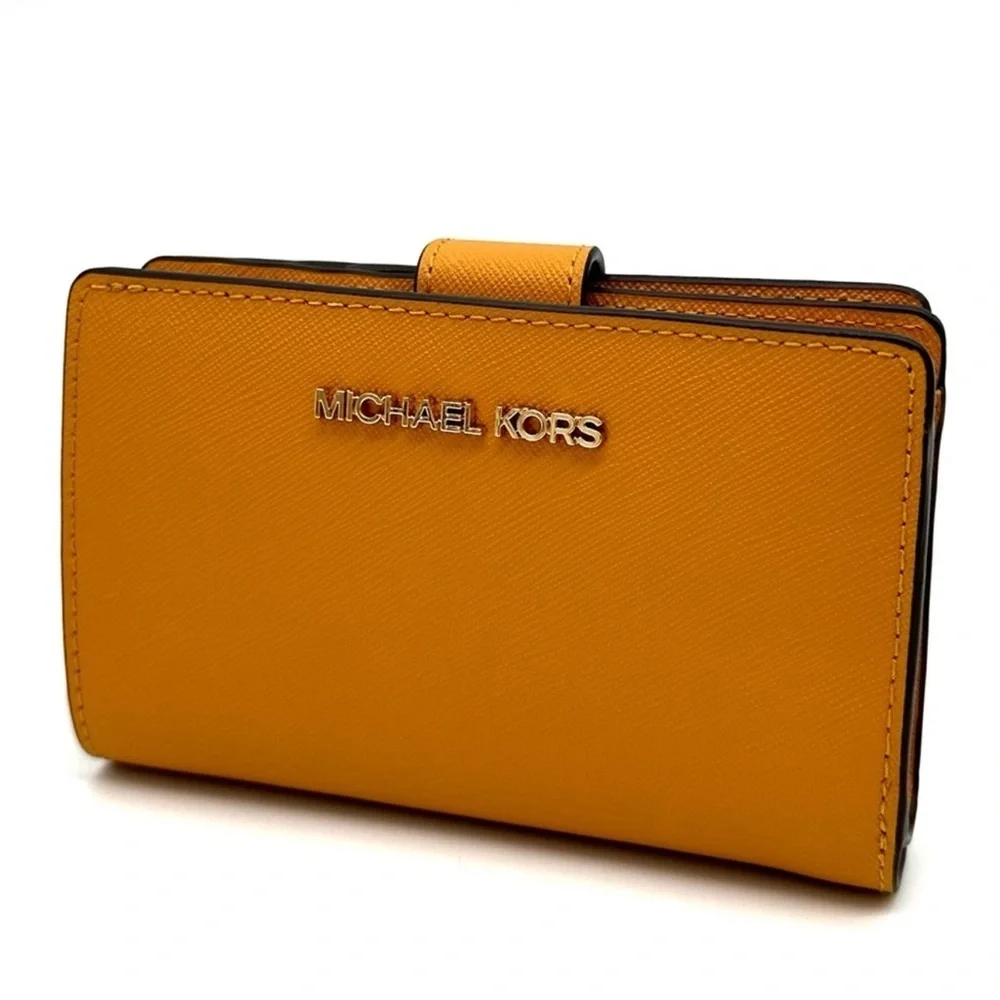 Michael Kors Medium Bifold Zip Chain Wallet Cider